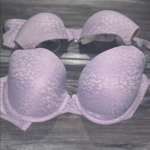 pink bra